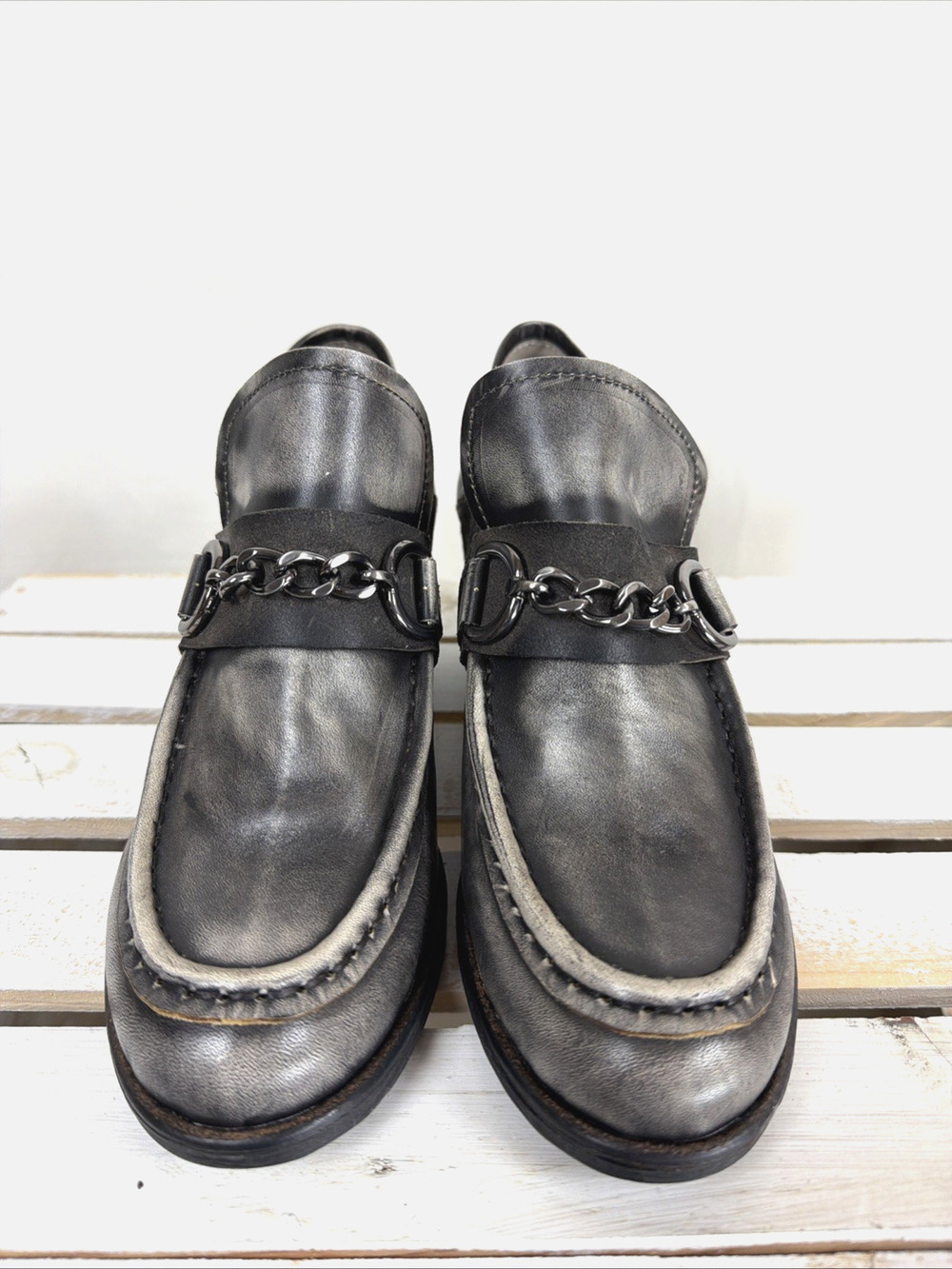 New NO Box Casta Palmer Pewter Gray Burnished Heeled Loafers #1062 EU 41